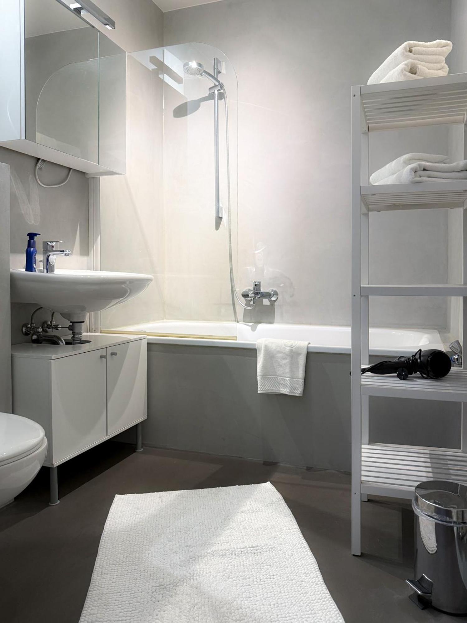 Alexxanders Apartments & Studios Chemnitz Quarto foto