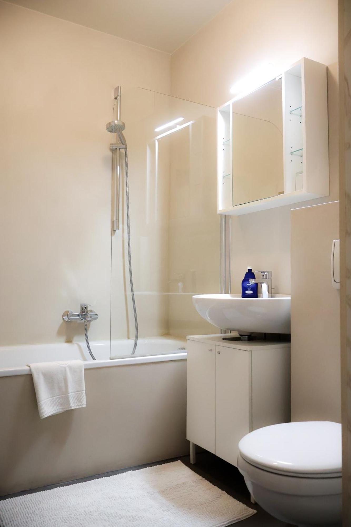 Alexxanders Apartments & Studios Chemnitz Quarto foto