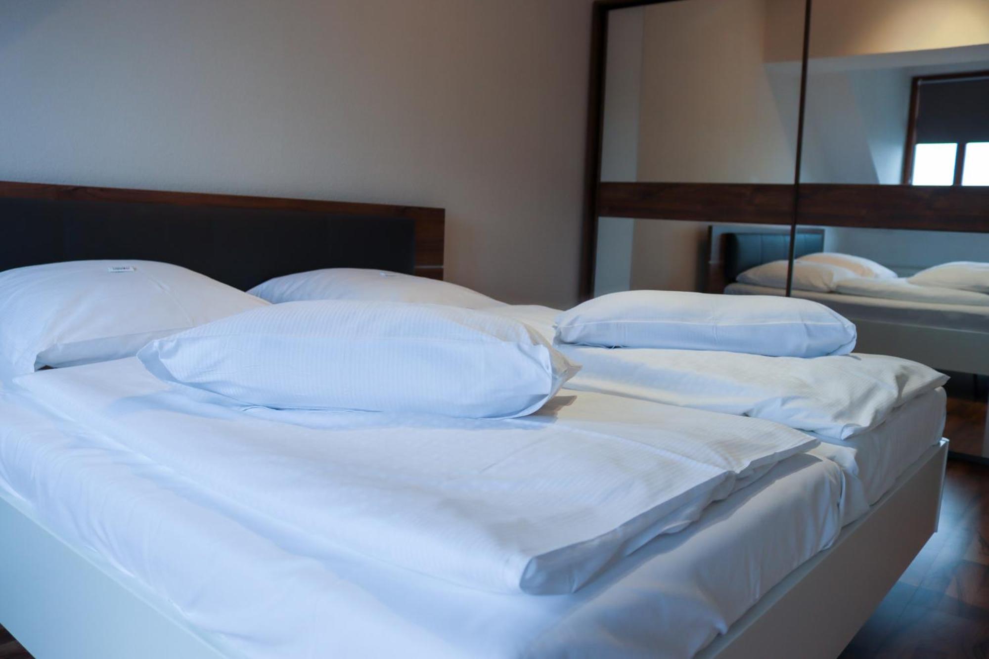 Alexxanders Apartments & Studios Chemnitz Quarto foto